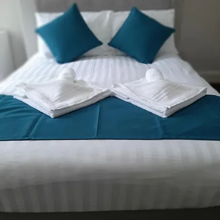 Holiday home Close To City Centre & Arena - Short Or Long Stay, Business Or Leisure *
